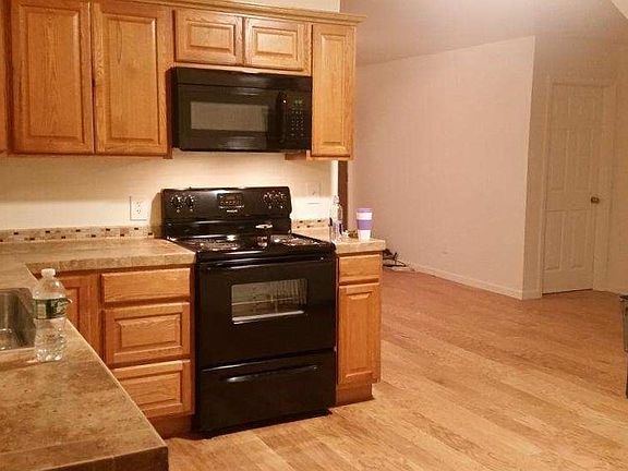 4th image of 48 Lake Ave