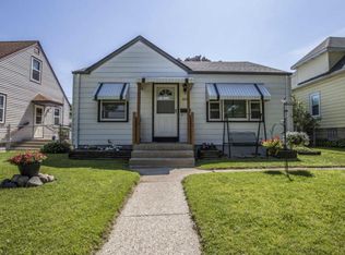 3676 S Brust Ave, Milwaukee, WI 53207