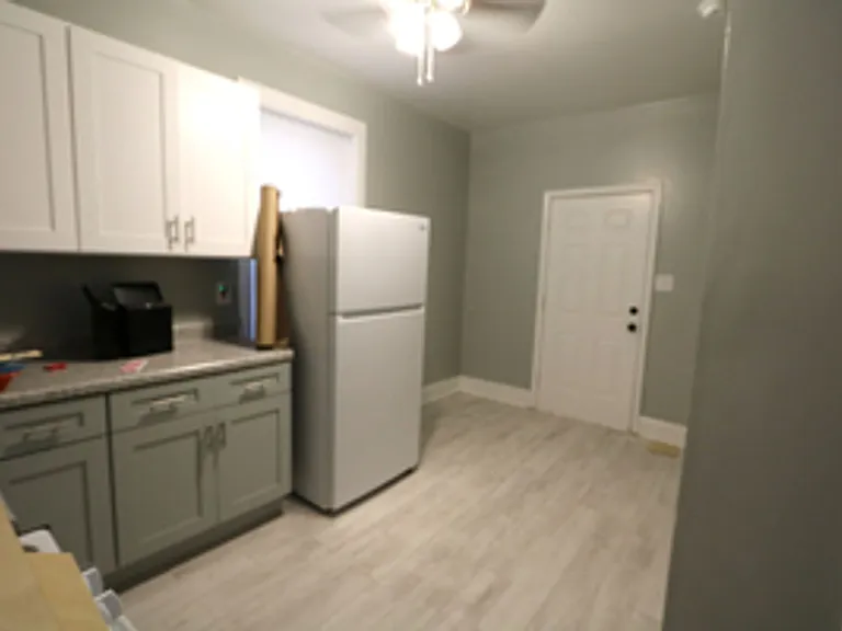 8420 S Manistee Ave — Photo 12