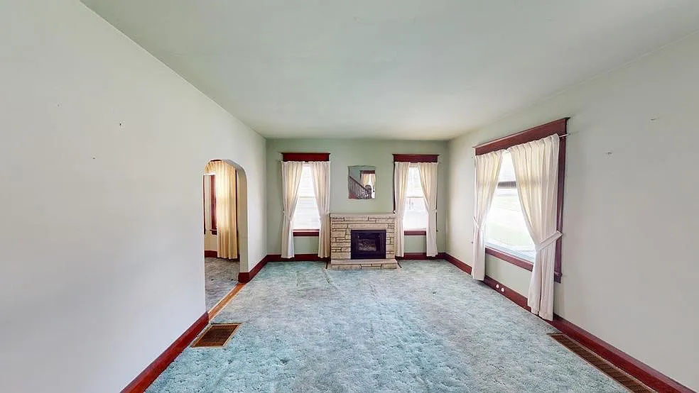 2 bed, $1,150 — Photo 3