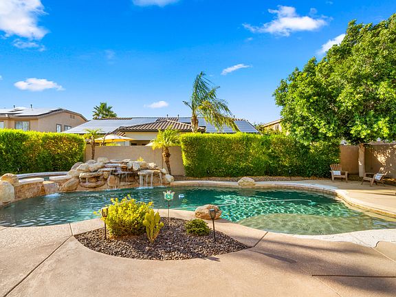 3rd image of 3916 E RAVENSWOOD Drive
