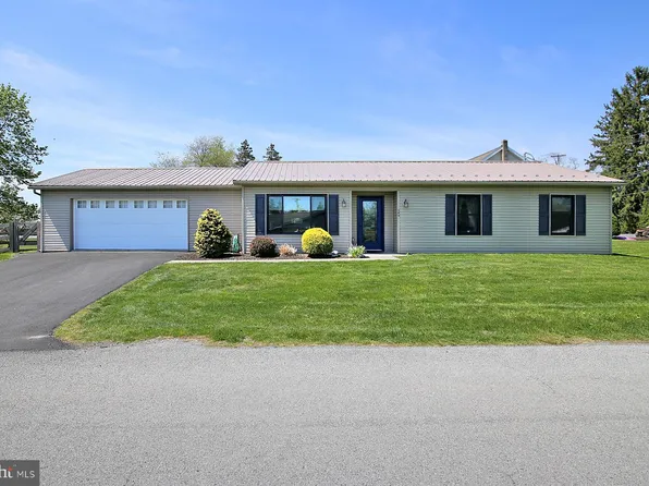 586 Godfrey St, Rehrersburg, PA 19550