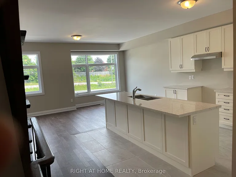 114 Kalinda Rd — Photo 13