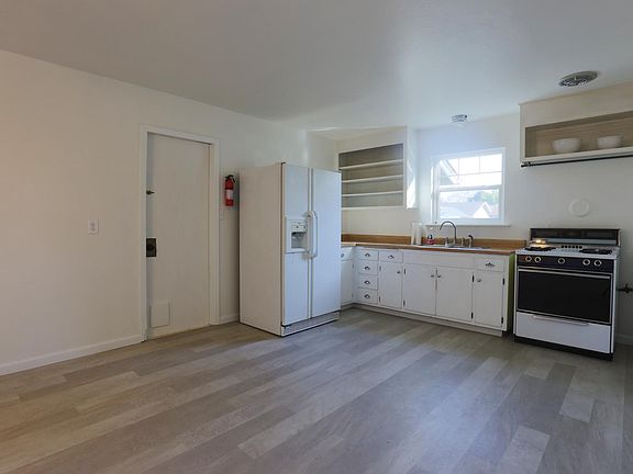4th image of 1357 Boysea Dr