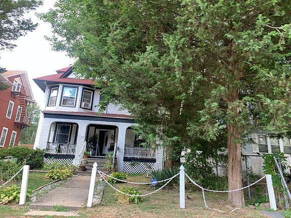2nd image of 127 S Burnet St