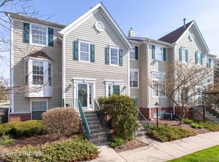 2436 Courtyard Cir UNIT 4, Aurora, IL