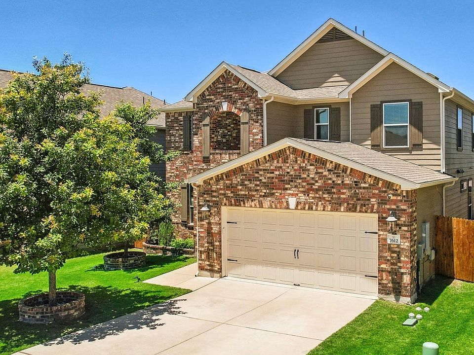 1st image of 7612 Knockfin Dr