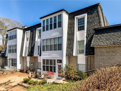 5205 Chemin De Vie, Sandy Springs, GA, 30342