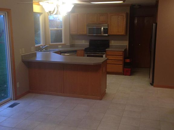 2nd image of 1032 Ledgestone Dr
