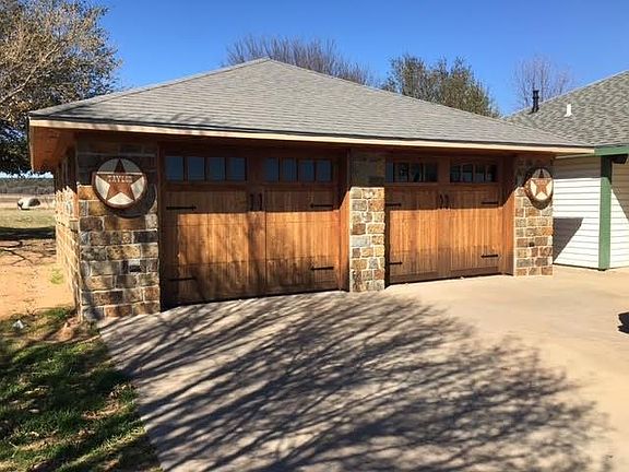 4th image of 400 Boyle Ln