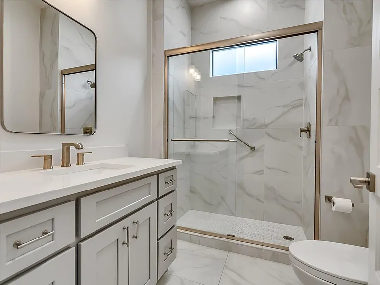 10330 Grove Row Ave — Photo 19