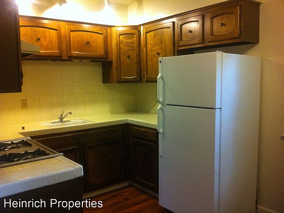 4th image of 3811 H St APT 5