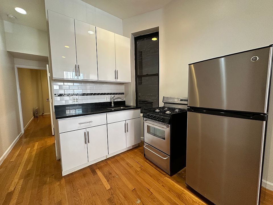 1st image of 346 W 36th St APT 1C