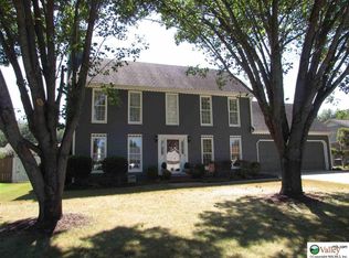 2217 Lancelot Dr SW, Decatur, AL 35603