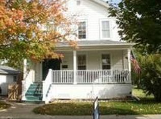 205 N California St, Sycamore, IL 60178