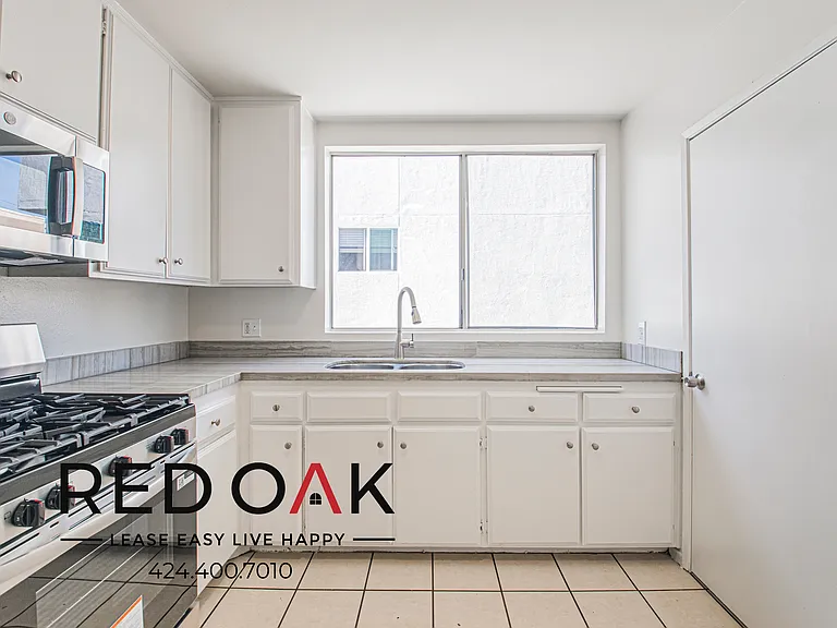 619 N Kingsley Dr #B — Photo 13