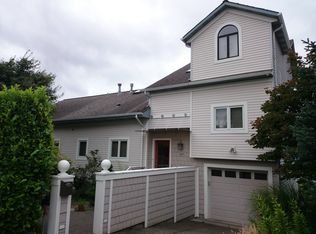 4117 56th Ave SW, Seattle, WA 98116