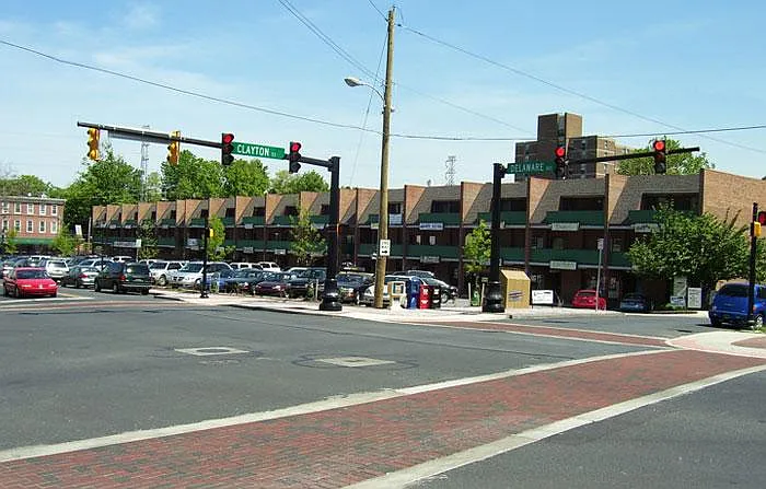 Shopping, Restaurants, Ample Parking - 3 parking lots