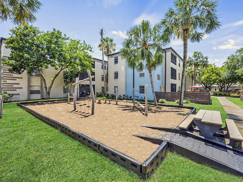 Milo Bayside