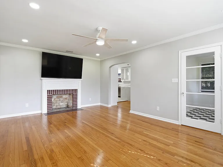 1674 Parrish Pl — Photo 44