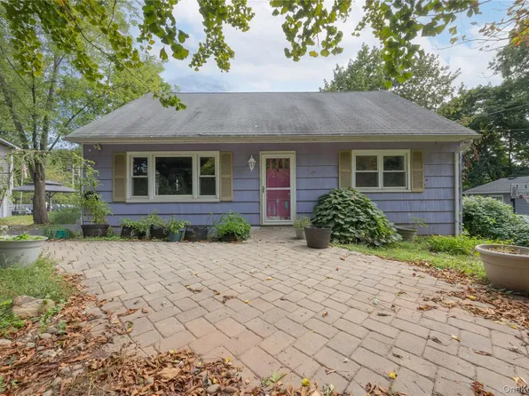 225 S Harrison Avenue, Congers, NY 10920