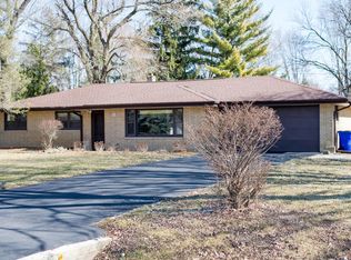 W131S6726 Kipling Dr, Muskego, WI 53150