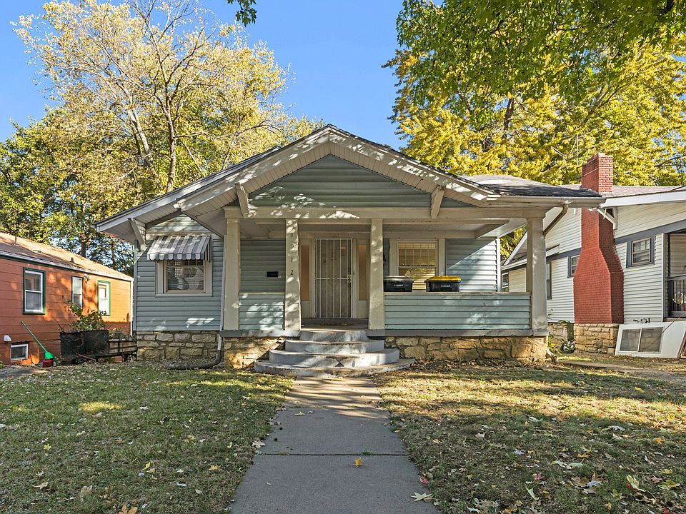 1st image of 1912 E 69th Ter