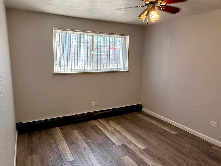 1121 N. Ogden — Photo 32