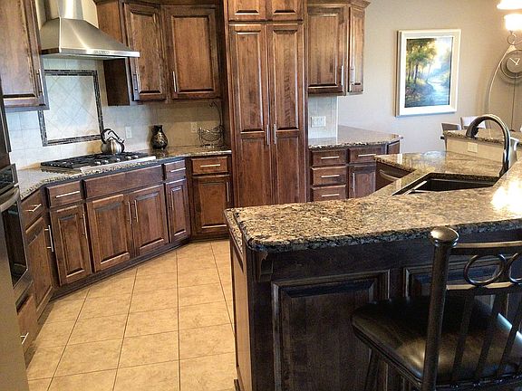 chef kitchen, hidden pantry
