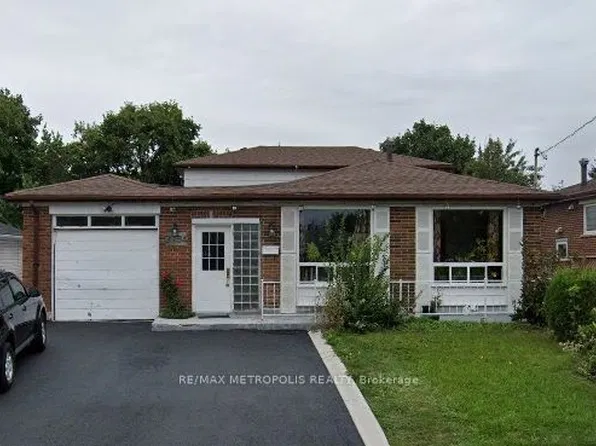 3794 Woodruff Cres S, Mississauga, ON L4T 1T9