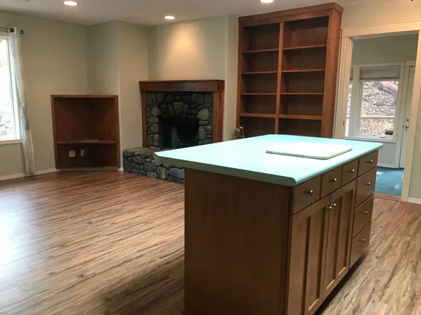 512 Granite St, Ashland, OR 97520