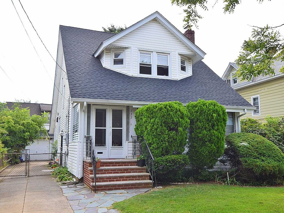 1st image of 127 Bedell St