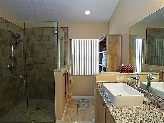 5th image of 7885 Elmstone Cir