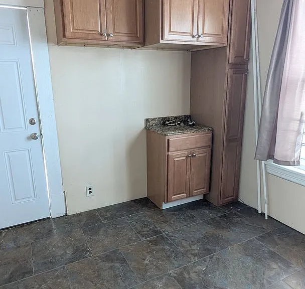 11412 Itasca Ave — Photo 14