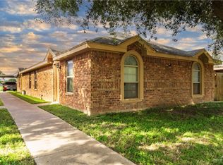 1614 W Portales Dr, Edinburg, TX 78541