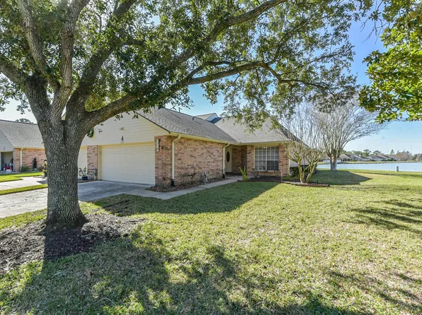 3013 Flower Field Ln Unit 4, Pearland, TX 77584