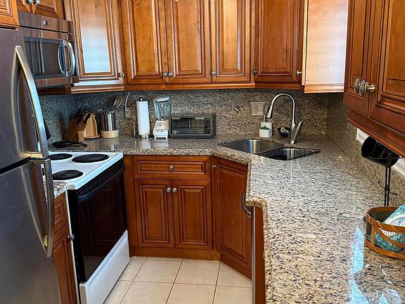 3rd image of 3160 Lake Osborne Drive #112