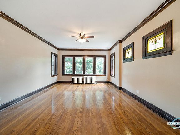3rd image of 4319 W Schubert Ave #2