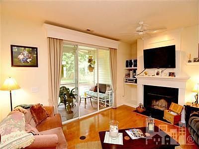 3rd image of 6429 Sentry Oaks Dr