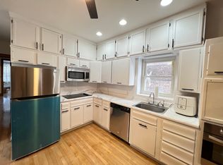 5053 W Berenice Ave, Chicago, IL 60641