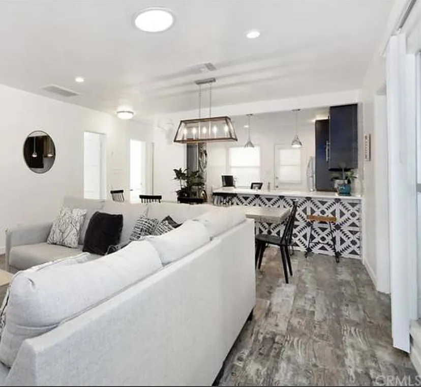 7743 Nestle Ave — Photo 4