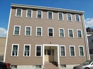 137 D St #1, Boston, MA 02127