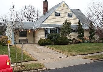1st image of 38 Thimble Ln