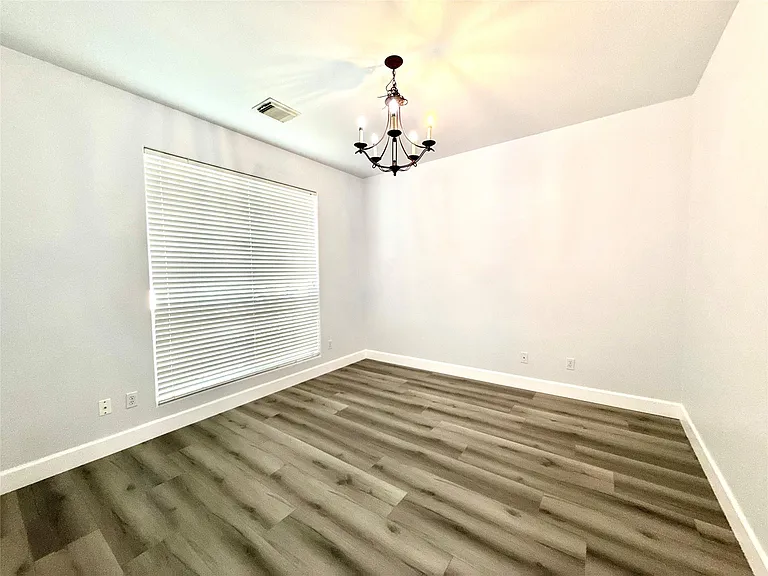 1713 Bowerton Dr — Photo 10