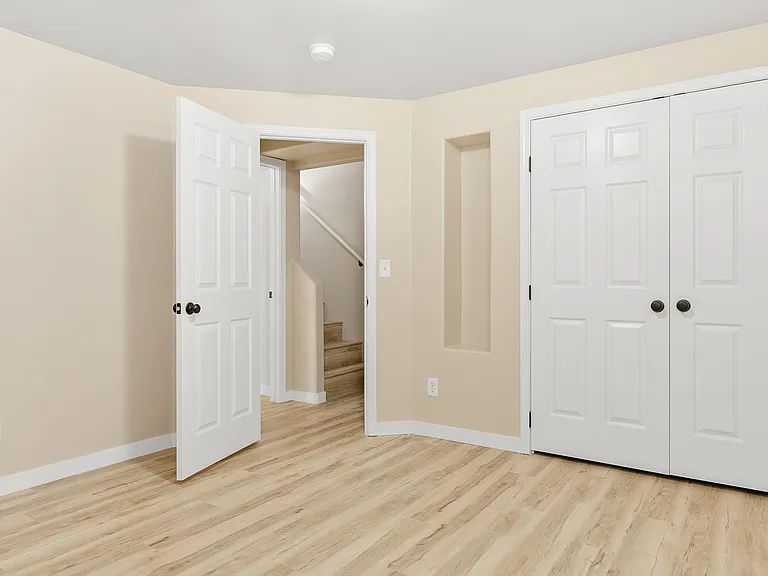 14192 W Chadford Dr — Photo 16