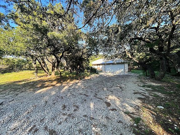 3rd image of 125 Sonnyland Dr