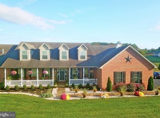 11 Starlite Dr, Hanover, PA 17331