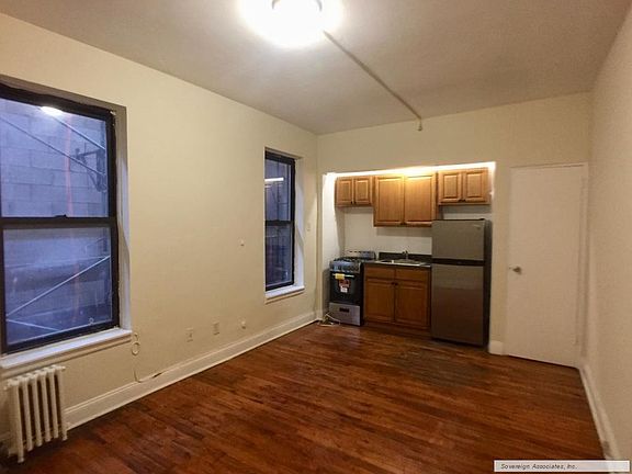 2nd image of 246 Bradhurst Ave APT 34