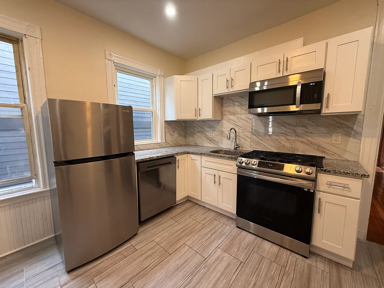 4 bed, 1325 sqft, $3,600 — Photo 1