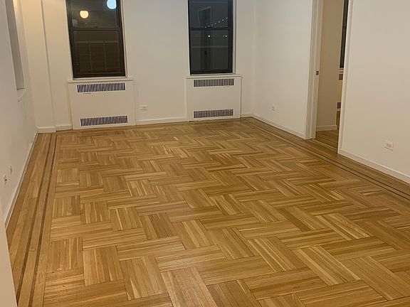 5th image of 200 Haven Ave #Hh4